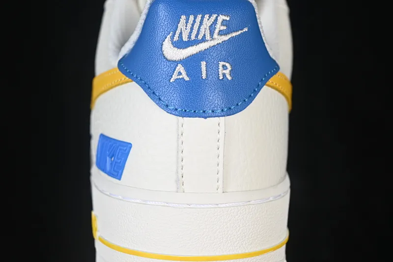 All Categories Nk Air Force 1 Air Force Series Nk Air Force 1 Low Air Force Low Nike Air Force 1'07 Low Cloud White Gold Air Force One Low Casual Shoes FZ1151-100